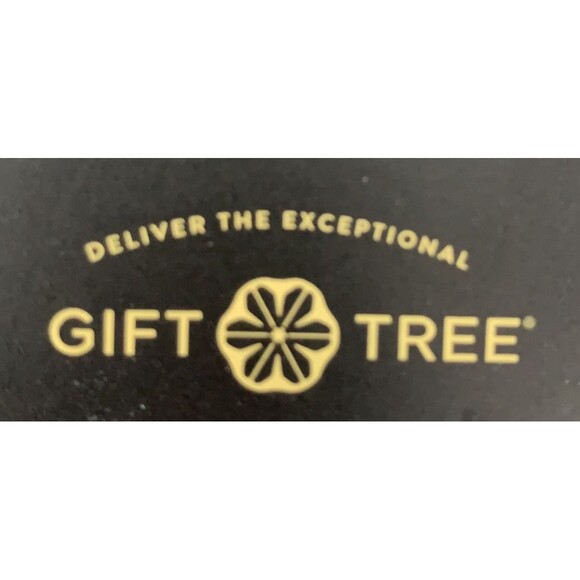 Gift Tree Wicker Basket Lift-Off Lid Storage Picnic Basket Handles w/Gift Tag - Picture 6 of 13